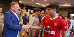 فترة غياب عمرو الجزار عن الأهلي.. وتابع رأي توروب في محمد رأفت ولطمة مهارات بلعمري