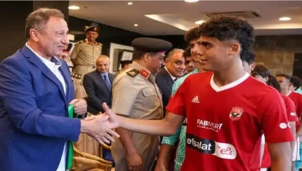 فترة غياب عمرو الجزار عن الأهلي.. وتابع رأي توروب في محمد رأفت ولطمة مهارات بلعمري