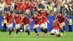 أول تعليق بعد التأهل.. هذا اللاعب يثير غضب جماهير مصر رغم عبور أستراليا والمفاجأة انه مش محمد هاني