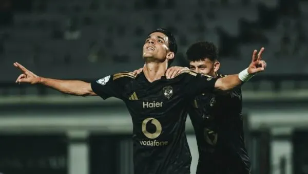 بعد فوز الأهلي على زد أول قرار من الحسين عموتة