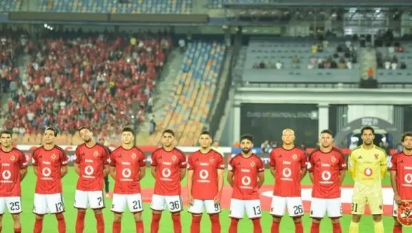 مفاجآت في تشكيل الأهلي أمام المقاولون