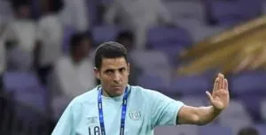 الحزن يسيطر على نجم الاهلي بسبب موقف عموتة